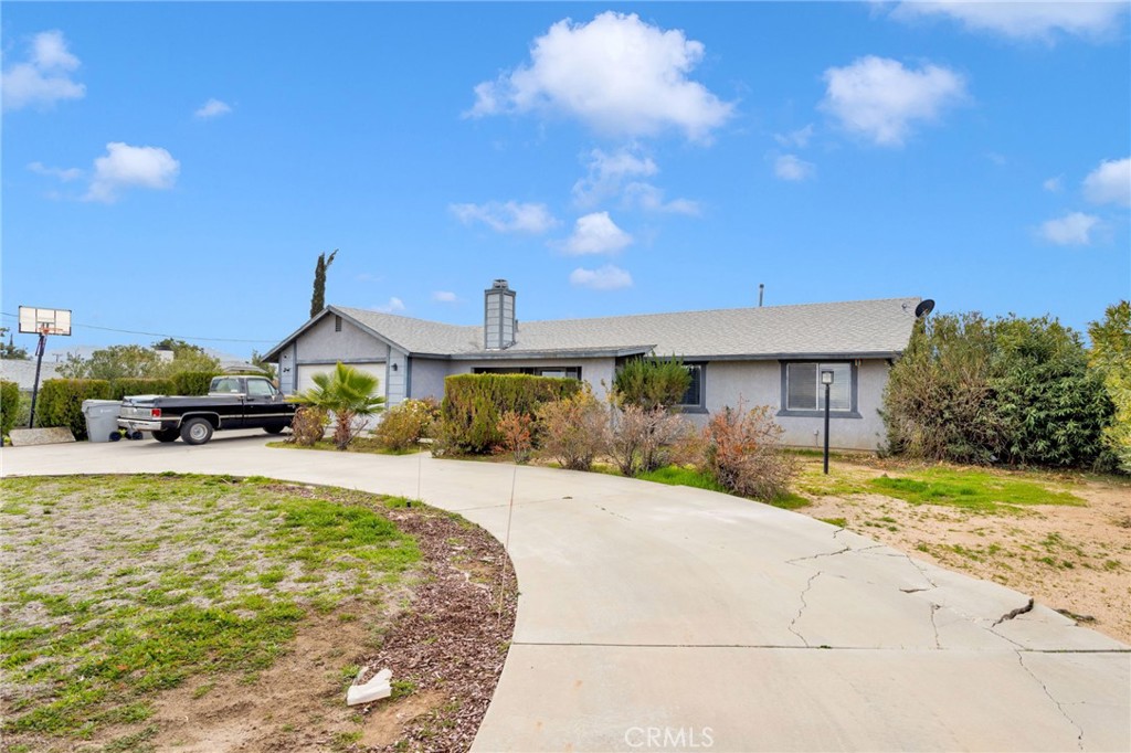 17979 Chestnut Street Hesperia, CA 92345 - Photo 3 of 41