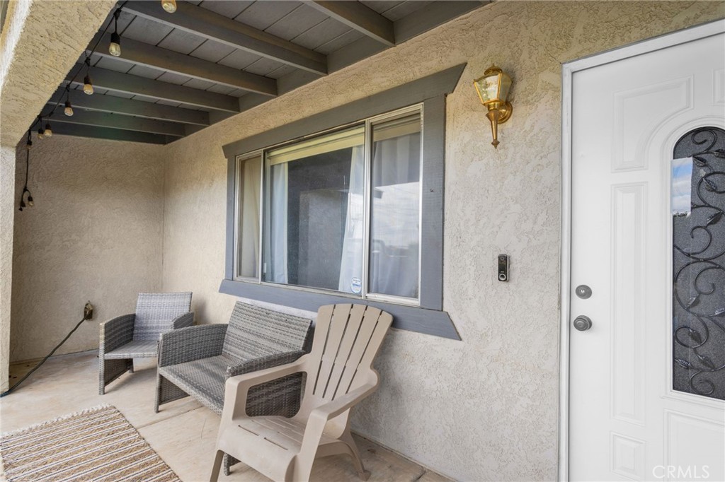 17979 Chestnut Street Hesperia, CA 92345 - Photo 4 of 41