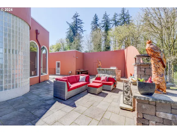 $950,000 | 74040 Lindberg Road, Rainier, OR 97048