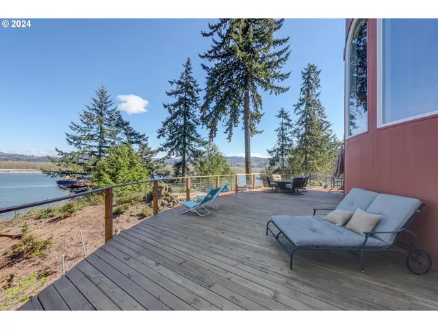 $950,000 | 74040 Lindberg Road, Rainier, OR 97048
