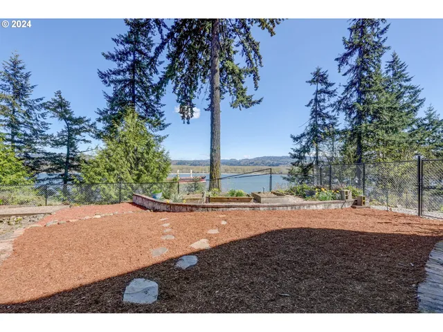 $950,000 | 74040 Lindberg Road, Rainier, OR 97048