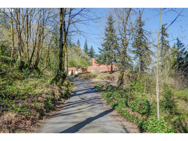 $950,000 | 74040 Lindberg Road, Rainier, OR 97048