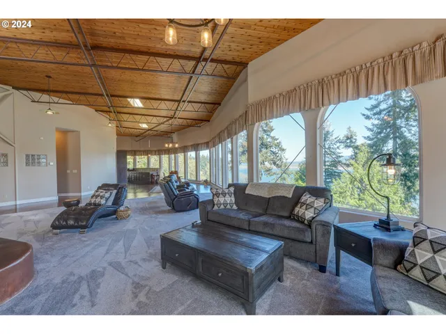 $950,000 | 74040 Lindberg Road, Rainier, OR 97048