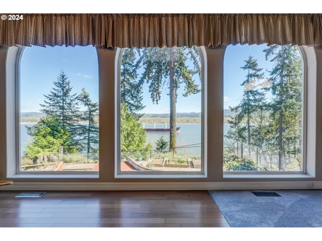 $950,000 | 74040 Lindberg Road, Rainier, OR 97048