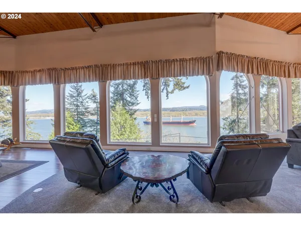 $950,000 | 74040 Lindberg Road, Rainier, OR 97048