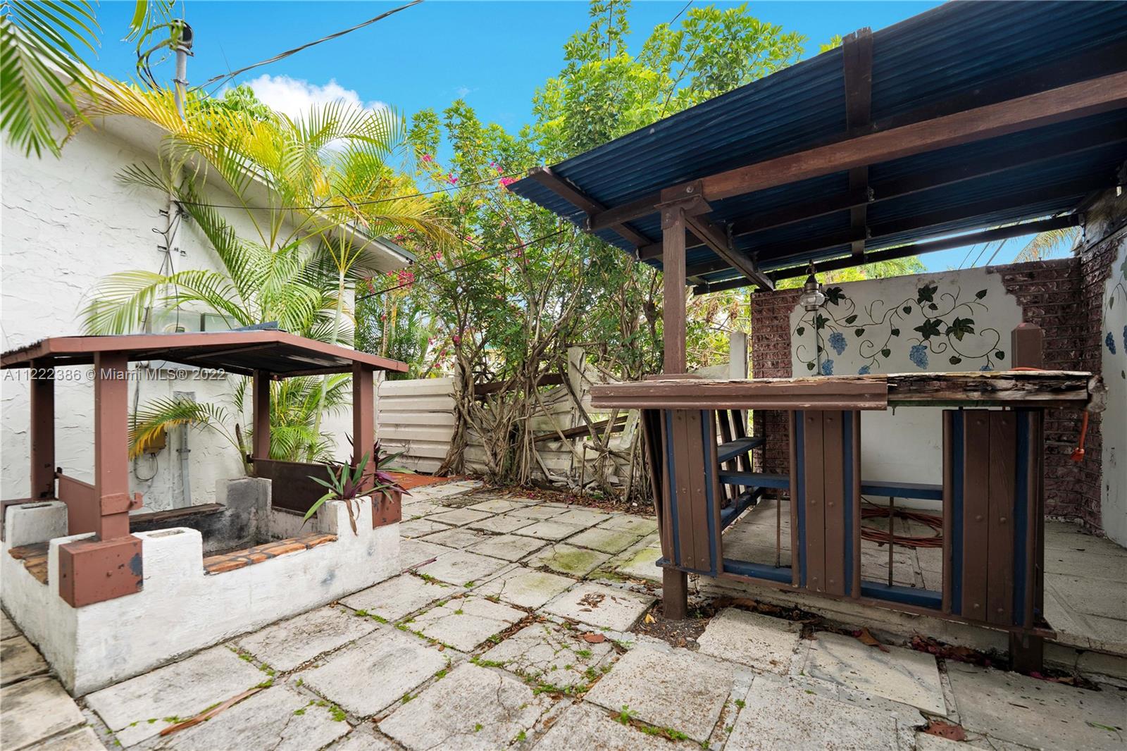 830 East 18th Street Hialeah, FL 33013 - Photo 35 of 37 a view of a porch with furniture