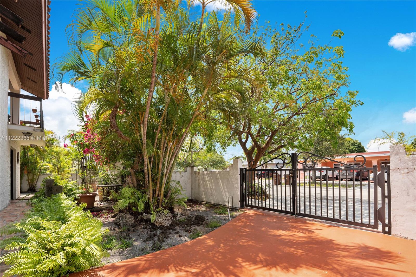 830 East 18th Street Hialeah, FL 33013 - Photo 37 of 37 a view of a backyard with pathway