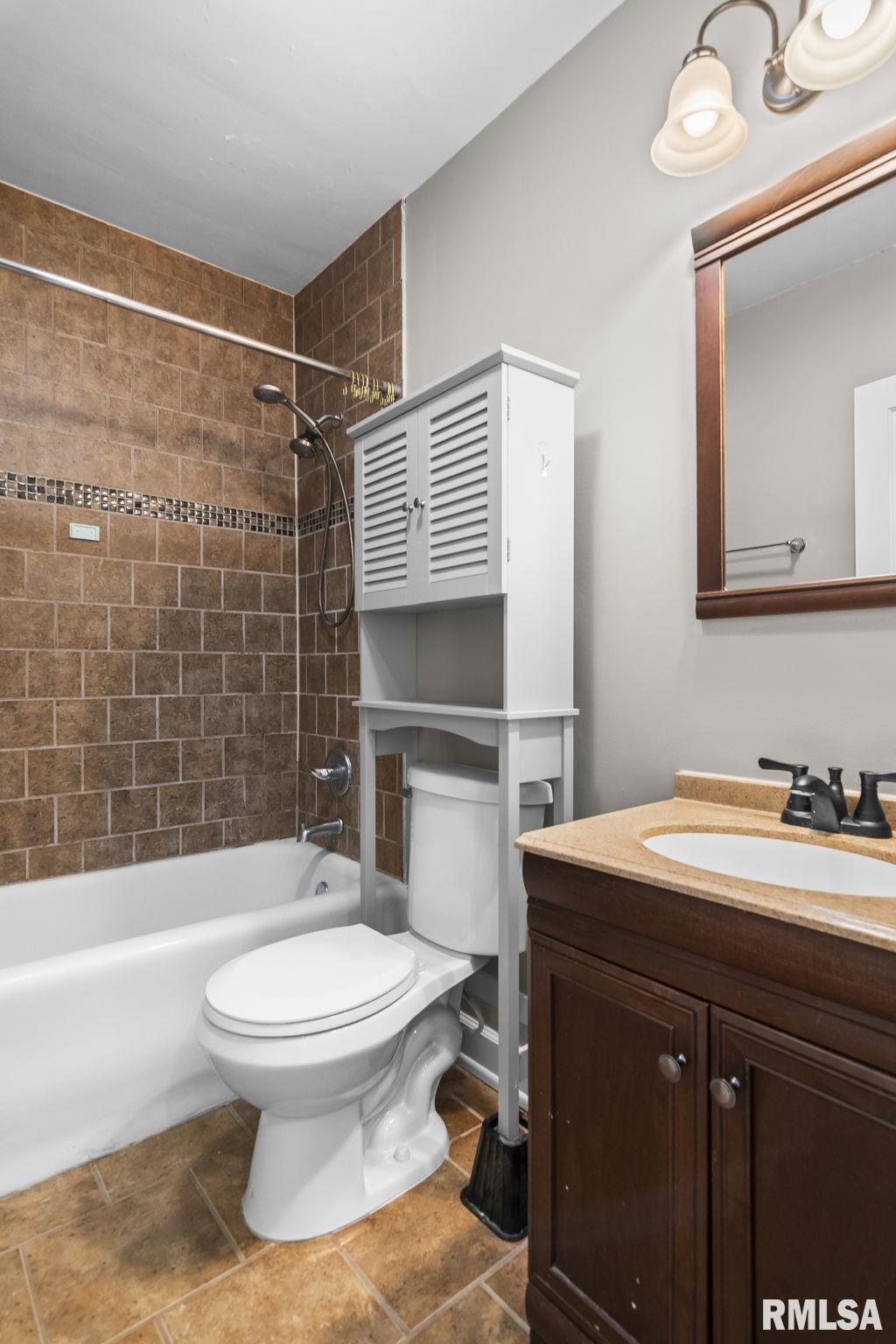 2108 South College Street Springfield, IL 62704 - Photo 25 of 37