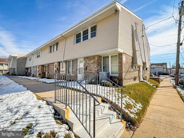 $198,900 | 3850 Woodhaven Road, Unit 901, Philadelphia, PA 19154