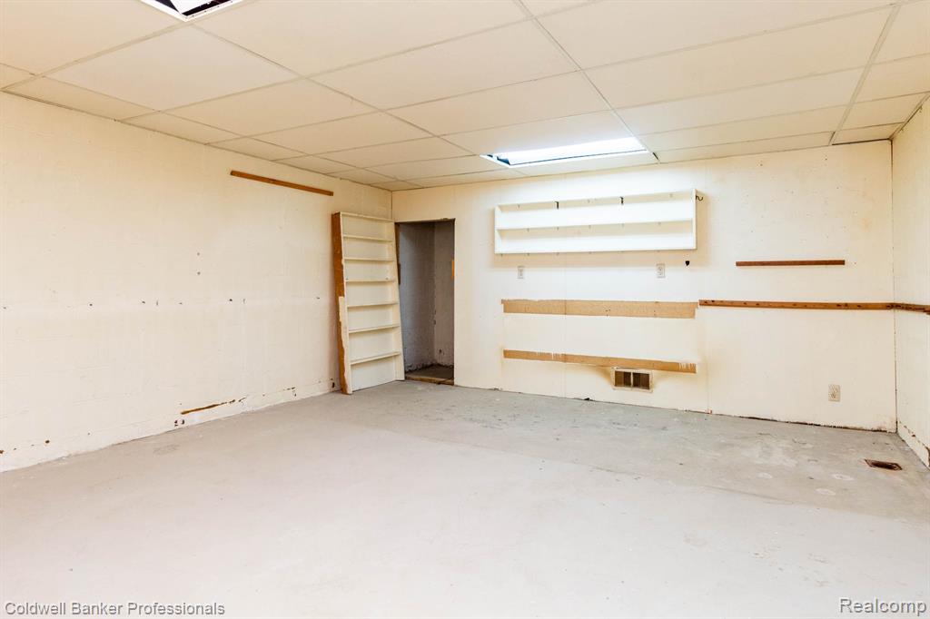 4565 Gallagher Road Rochester, MI 48306 - Photo 58 of 86