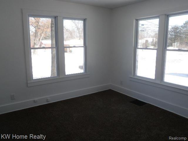 21124 Middlebelt Road Farmington Hills, MI 48336 - Photo 8 of 19