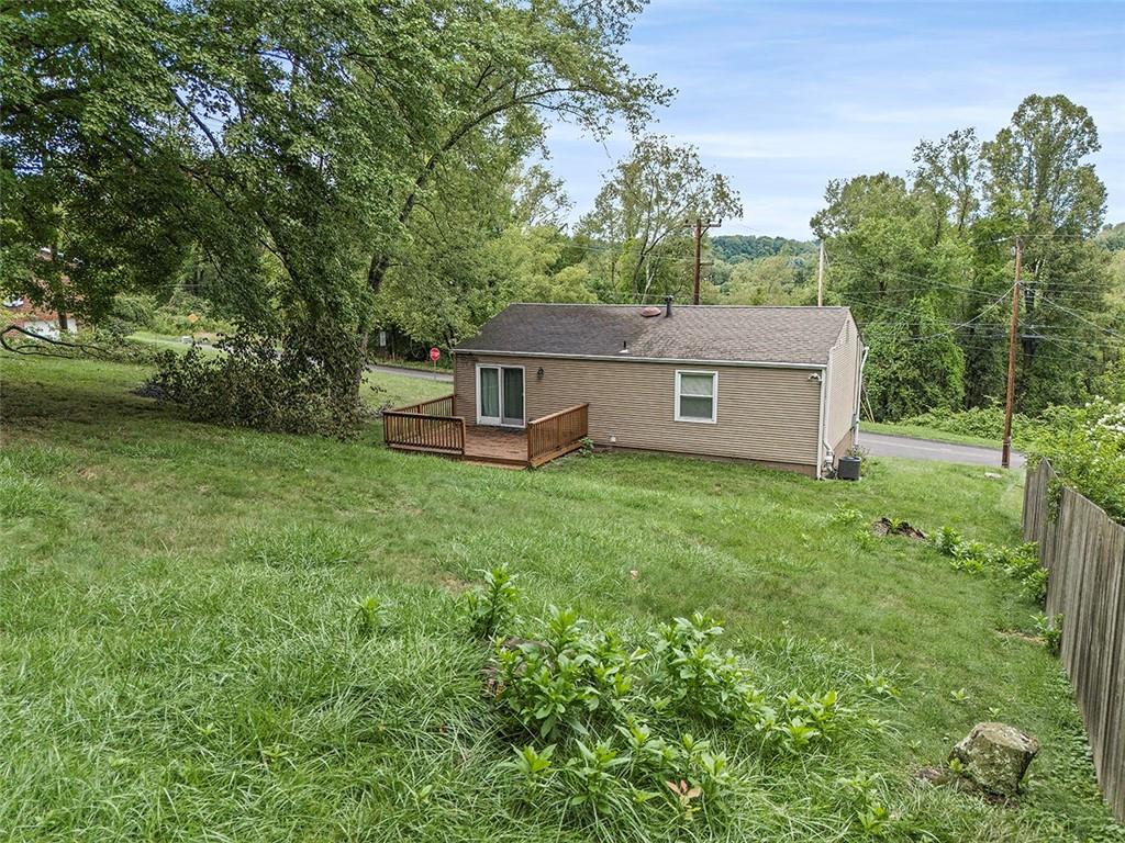 200 Oak Street Manor, PA 15665 - Photo 6 of 32 Gallery Image 6