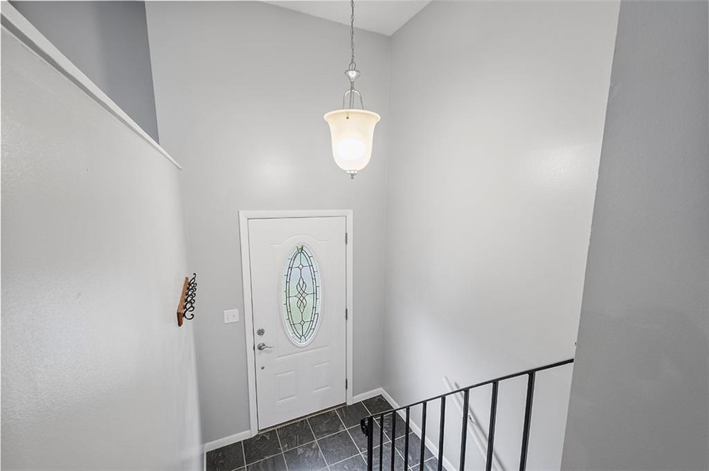 200 Oak Street Manor, PA 15665 - Photo 9 of 32 Gallery Image 9