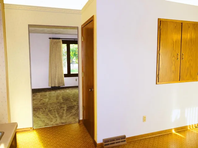 $850,000 | 1015 East High Street, Milton, WI 53563