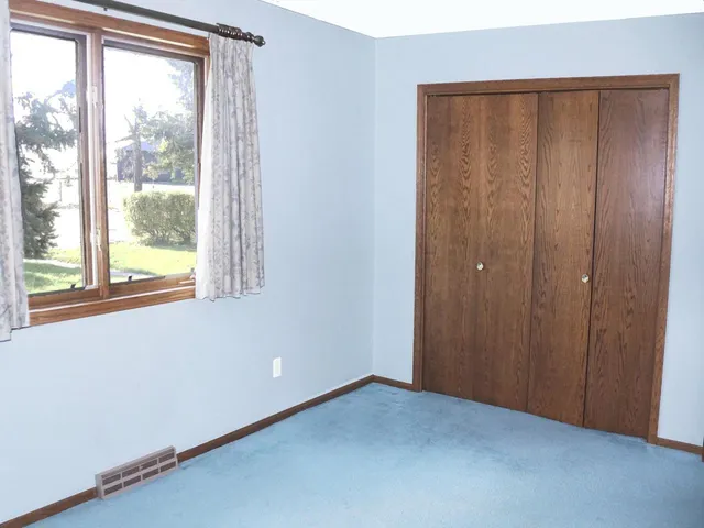 $850,000 | 1015 East High Street, Milton, WI 53563