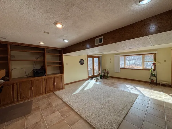 $299,500 | 61 West Timberline Drive, Blue Grass, IA 52726