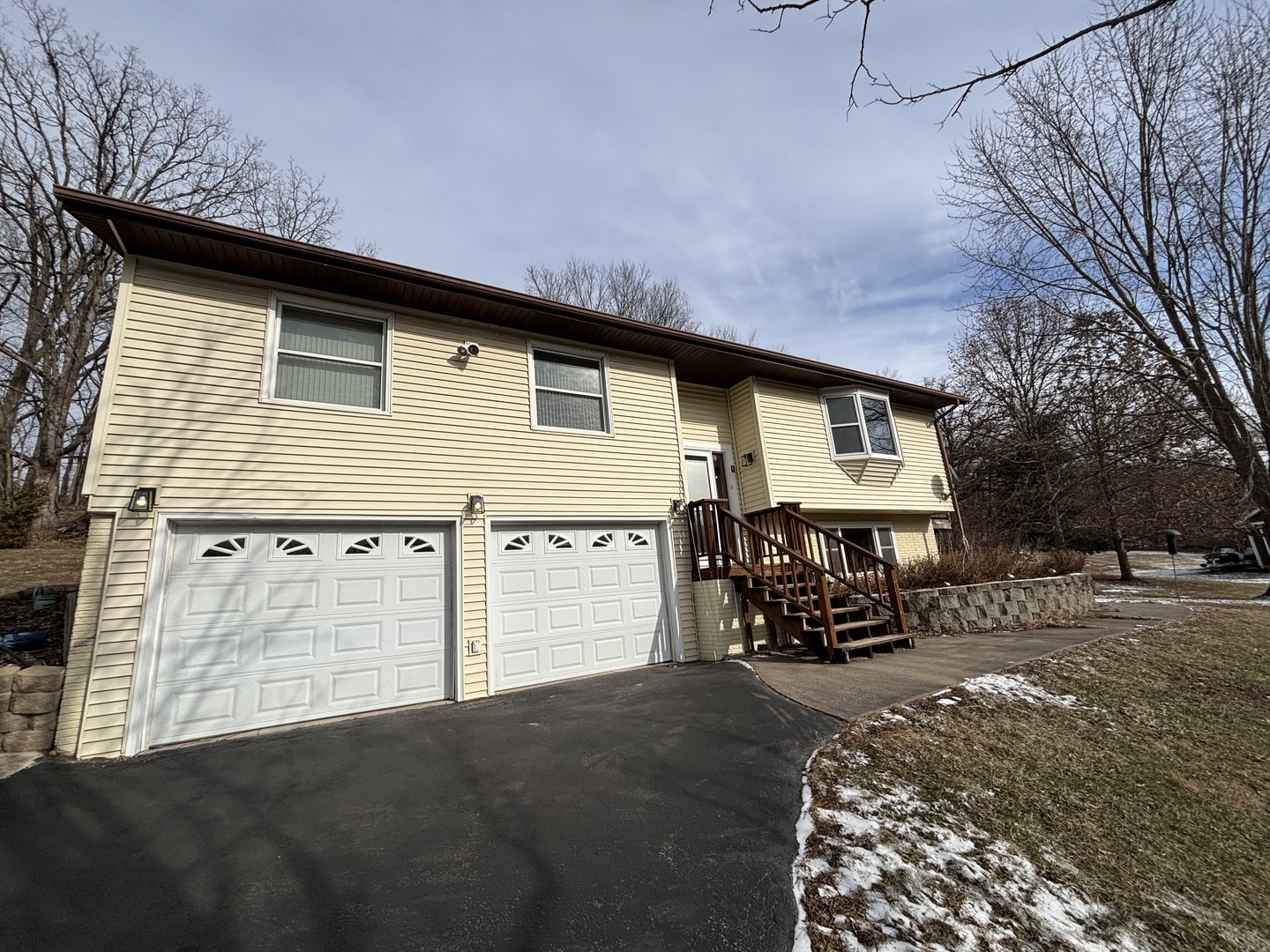 61 West Timberline Drive Blue Grass, IA 52726 - Photo 3 of 25