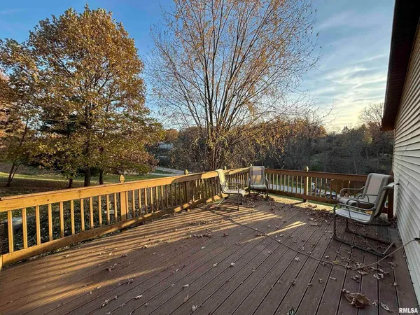 $299,500 | 61 West Timberline Drive, Blue Grass, IA 52726