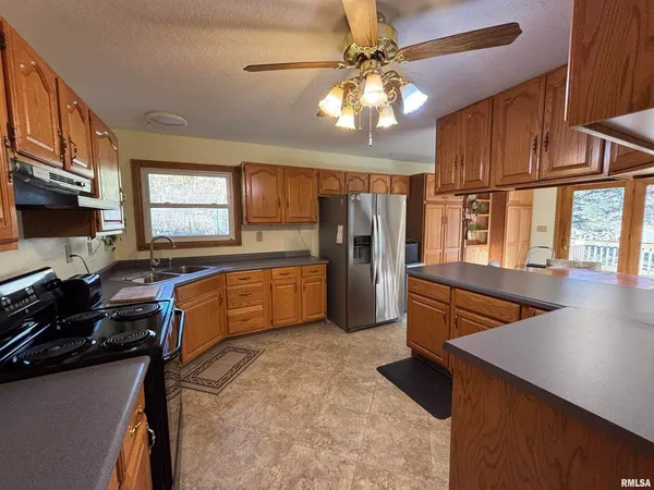 $299,500 | 61 West Timberline Drive, Blue Grass, IA 52726