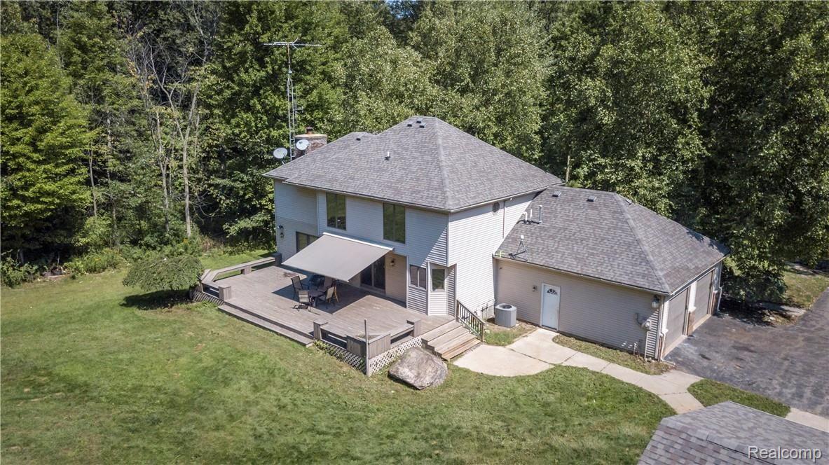 10551 Betterly Road Fowlerville, MI 48836 - Photo 29 of 34 030-10551Betterly-Howell-MI-48843-full.jpg