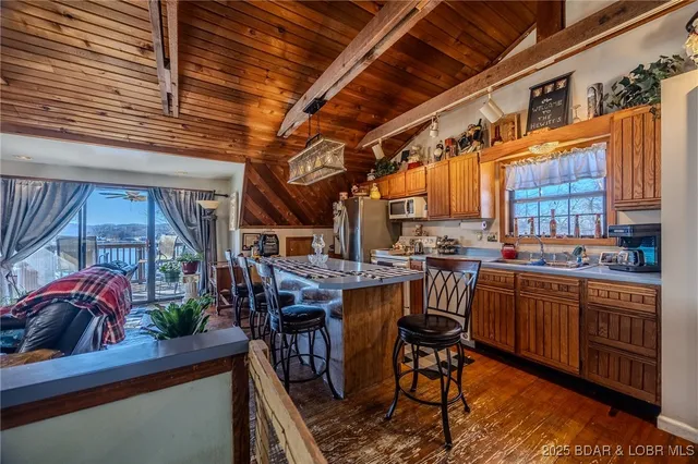 $389,900 | 41 Landscape Lane, Camdenton, MO 65020