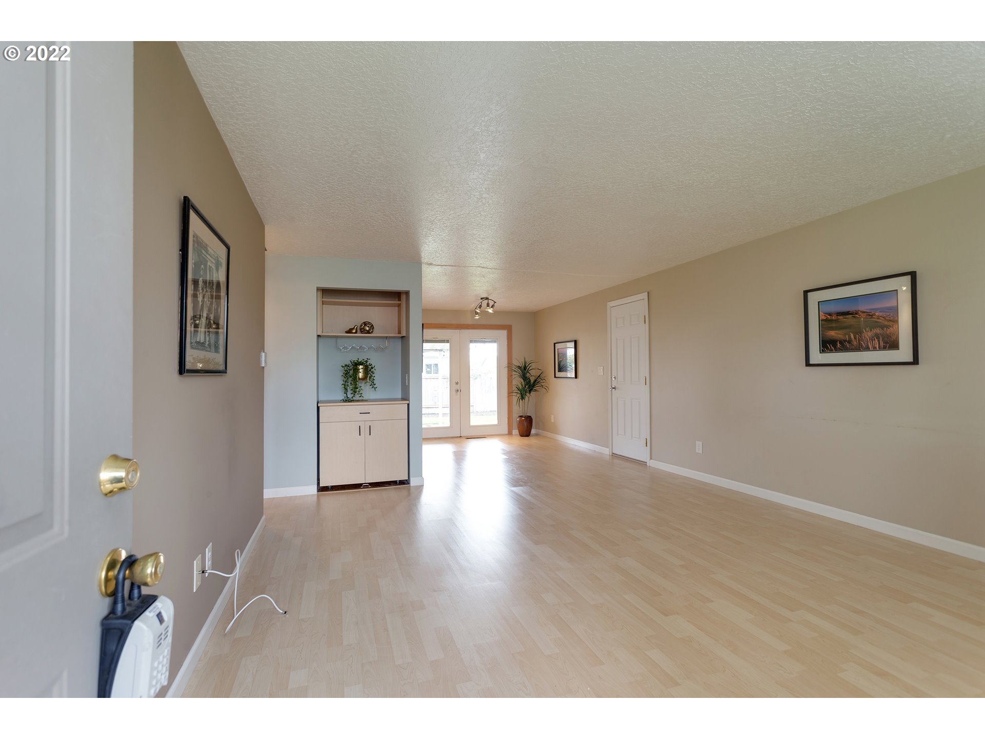 1664 Quinn Road Woodburn, OR 97071 - Photo 4 of 27 Gallery Image 4
