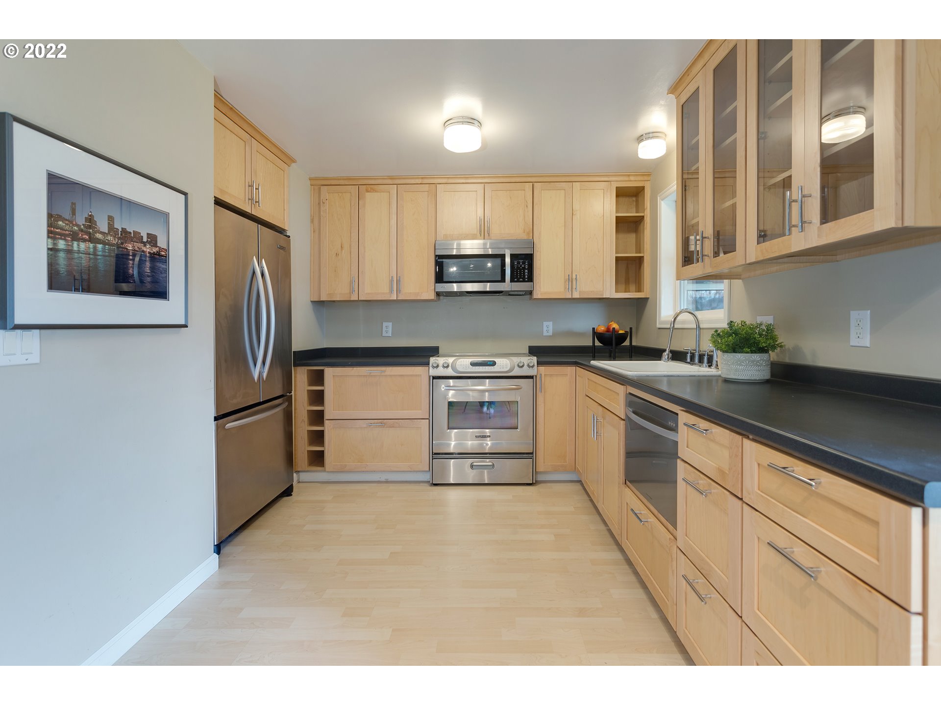 1664 Quinn Road Woodburn, OR 97071 - Photo 9 of 27 Gallery Image 9