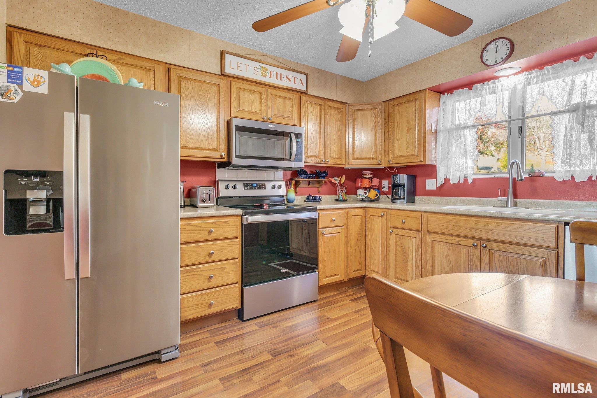 3721 35th Street Moline, IL 61265 - Photo 13 of 25