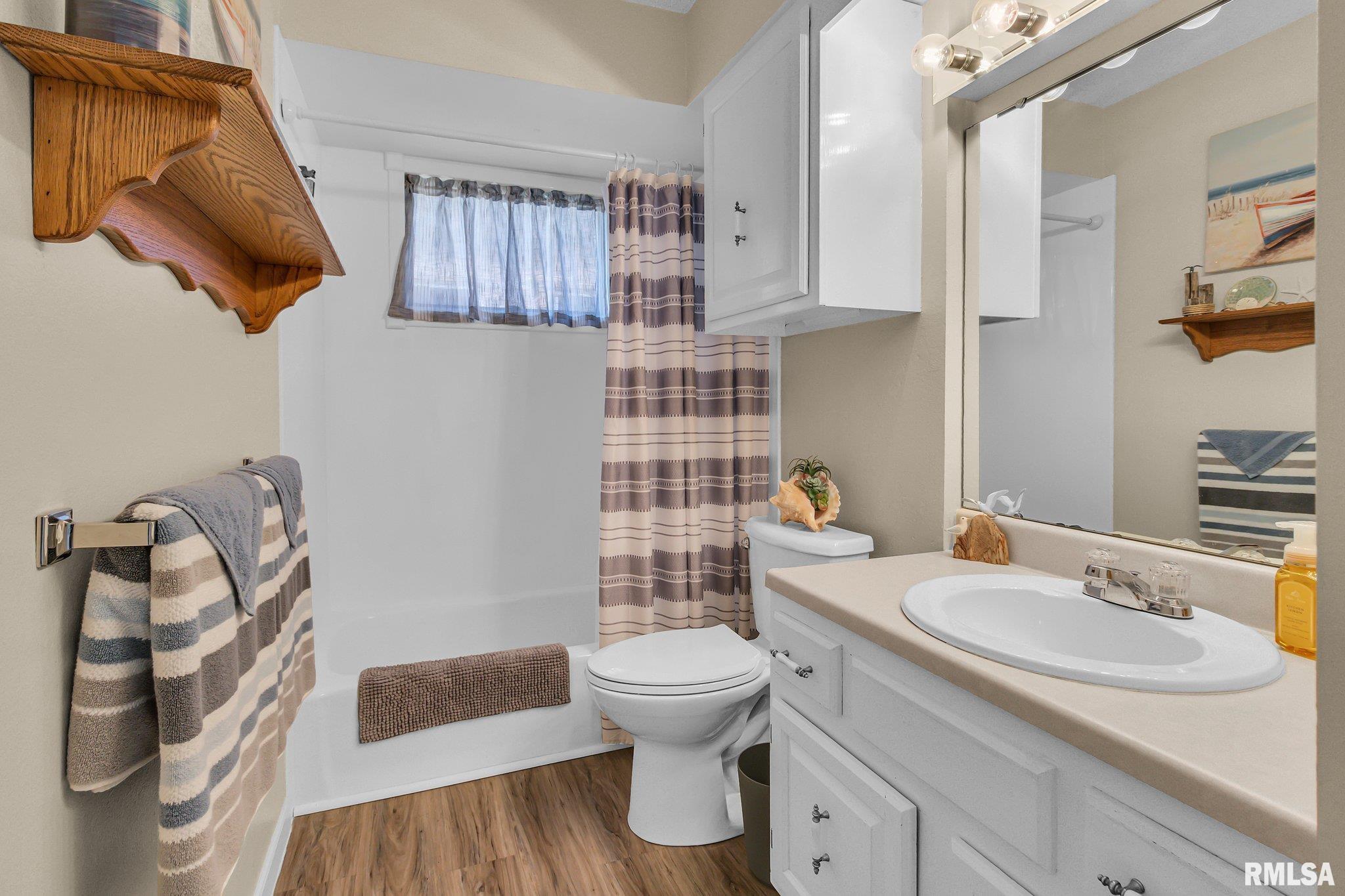 3721 35th Street Moline, IL 61265 - Photo 16 of 25