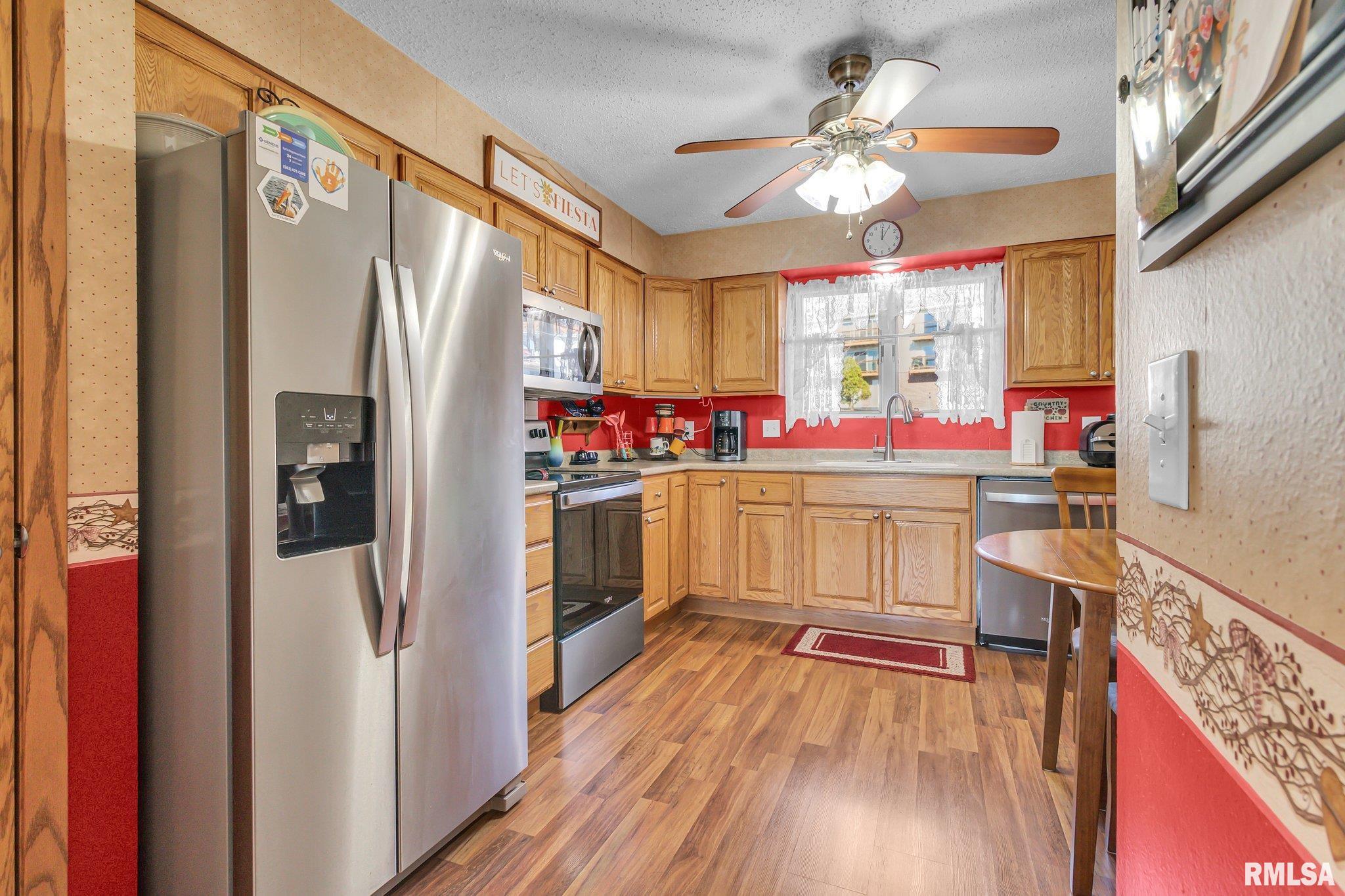 3721 35th Street Moline, IL 61265 - Photo 10 of 25