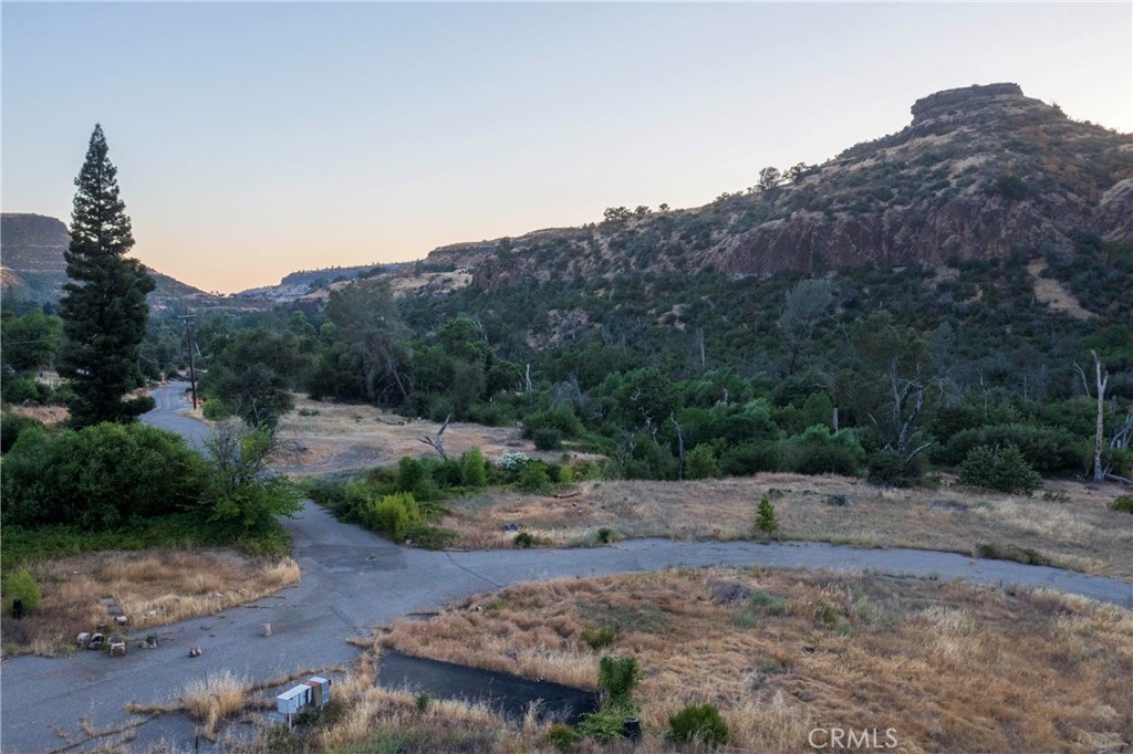 2321 Honey Run Road Chico, CA 95928 - Photo 22 of 35 a view of a dry back yard
