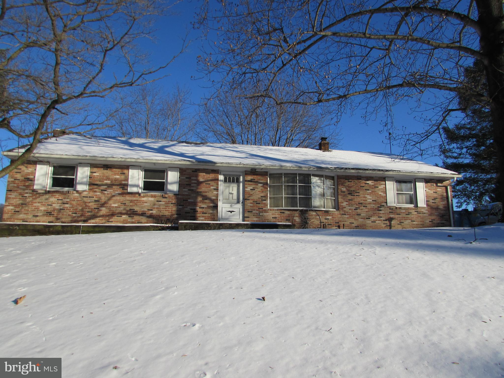 17 Elser Hill Road Lititz, PA 17543 - Photo 3 of 19