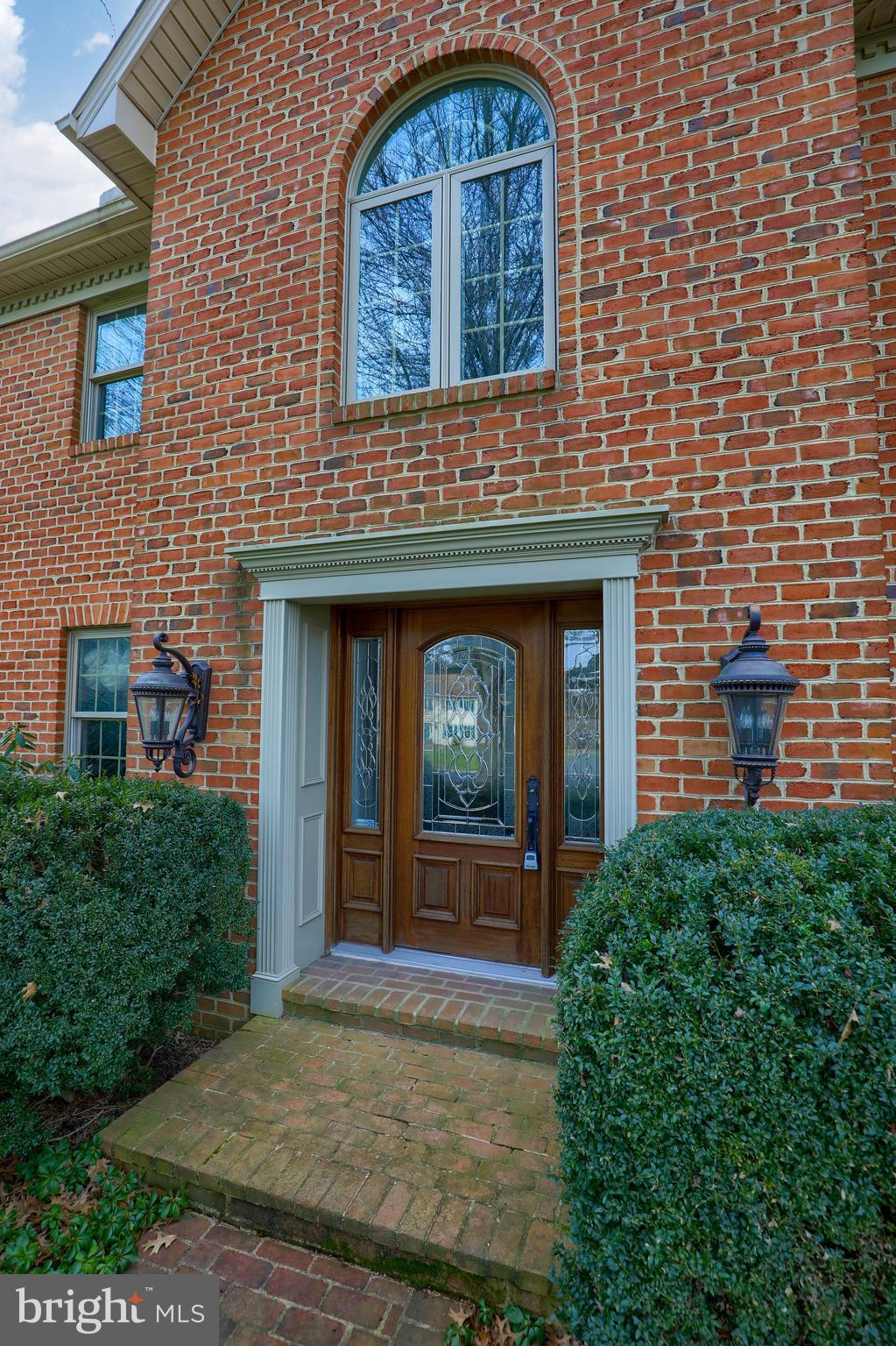 520 Randolph Drive Lititz, PA 17543 - Photo 2 of 57
