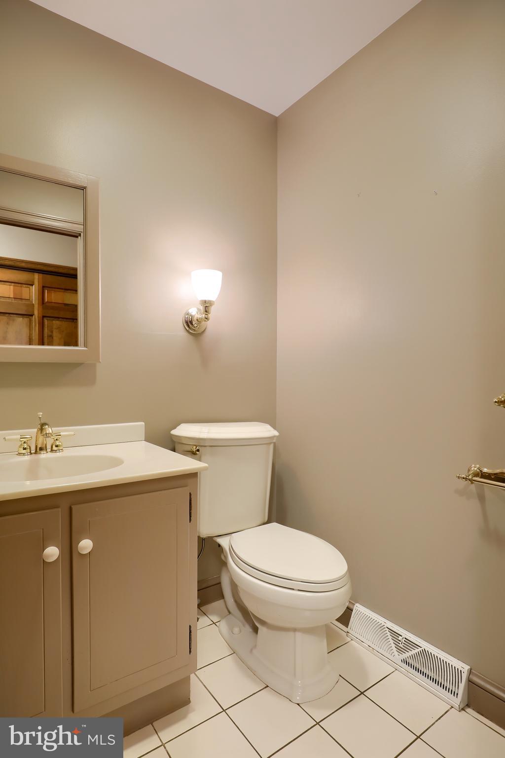 520 Randolph Drive Lititz, PA 17543 - Photo 23 of 57