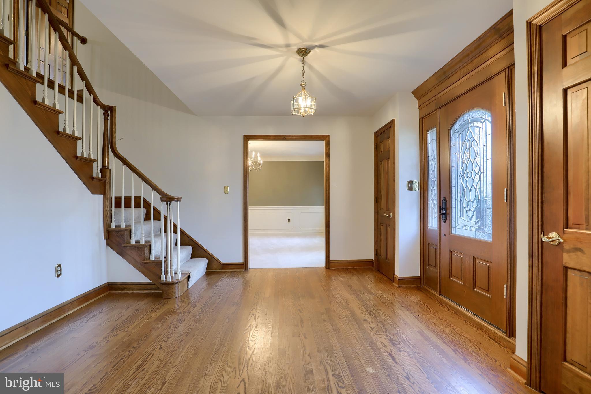 520 Randolph Drive Lititz, PA 17543 - Photo 4 of 57