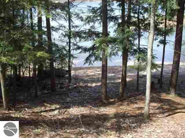2241 Gibbs Road Traverse City, MI 49696 - Photo 10 of 15 1700189-9.JPG