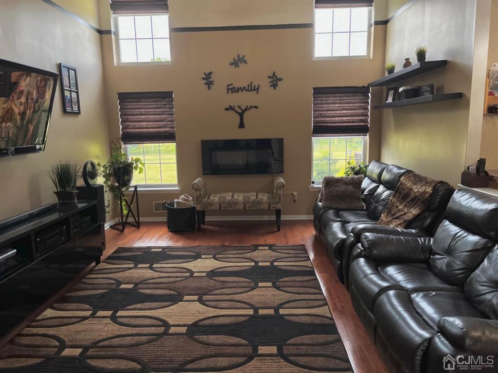 8 Hageman Road Somerset, NJ 08873 - Photo 20 of 59 Family Room