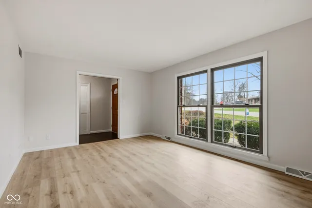 $395,000 | 430 Mutton Creek Drive, Seymour, IN 47274