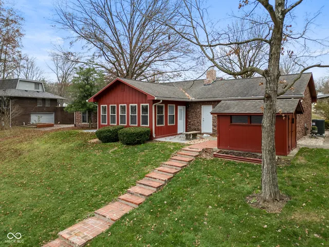 $395,000 | 430 Mutton Creek Drive, Seymour, IN 47274