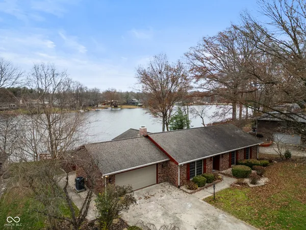 $369,000 | 430 Mutton Creek Drive, Seymour, IN 47274