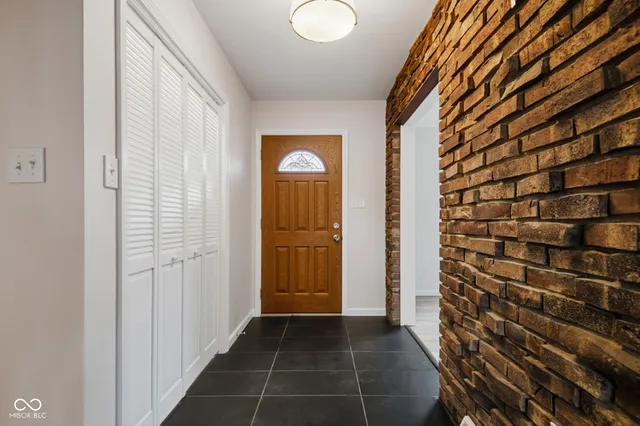 $395,000 | 430 Mutton Creek Drive, Seymour, IN 47274