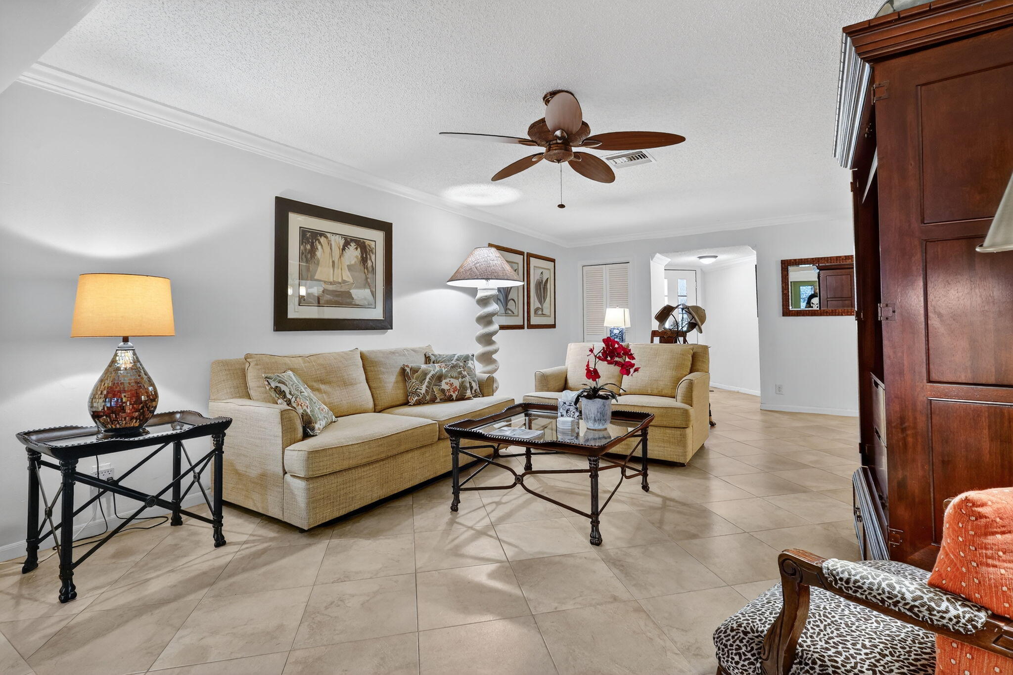 318 Southeast 7th Avenue, Unit 3 Delray Beach, FL 33483 - Photo 6 of 26 a living room with furniture