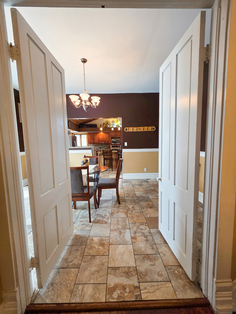 521 North Locust Street Flora, IL 62839 - Photo 24 of 100