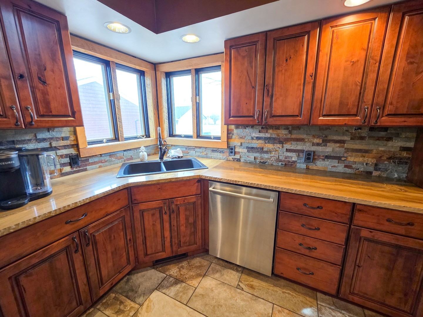 521 North Locust Street Flora, IL 62839 - Photo 36 of 100