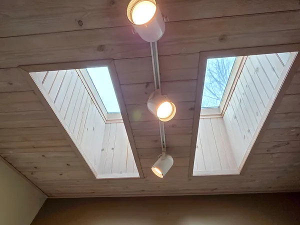 $349,500 | 521 North Locust Street, Flora, IL 62839