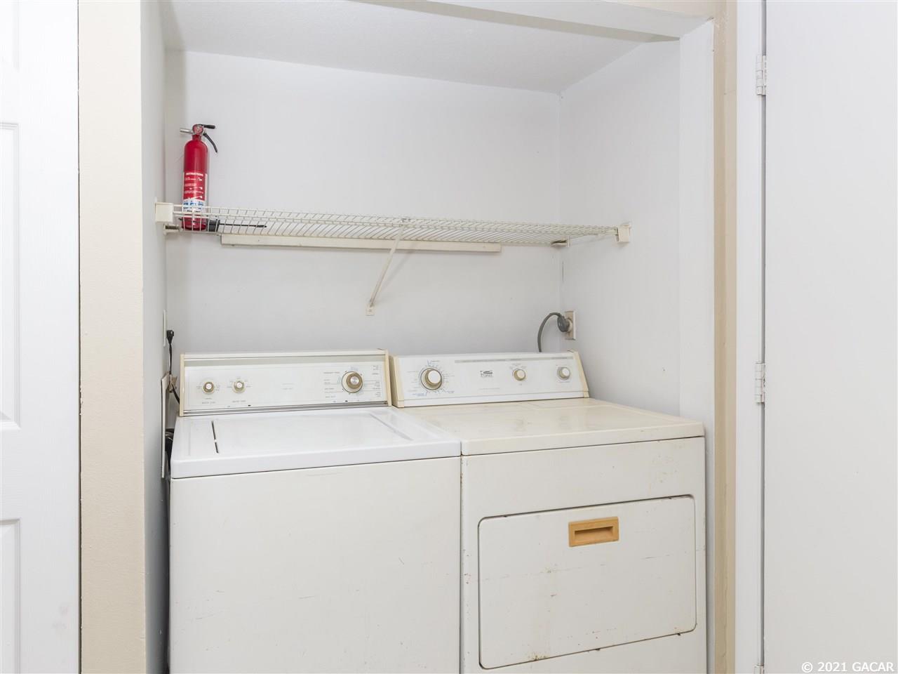 4036 Southwest 15 Place Gainesville, FL 32607 - Photo 7 of 13 Gallery Image 7