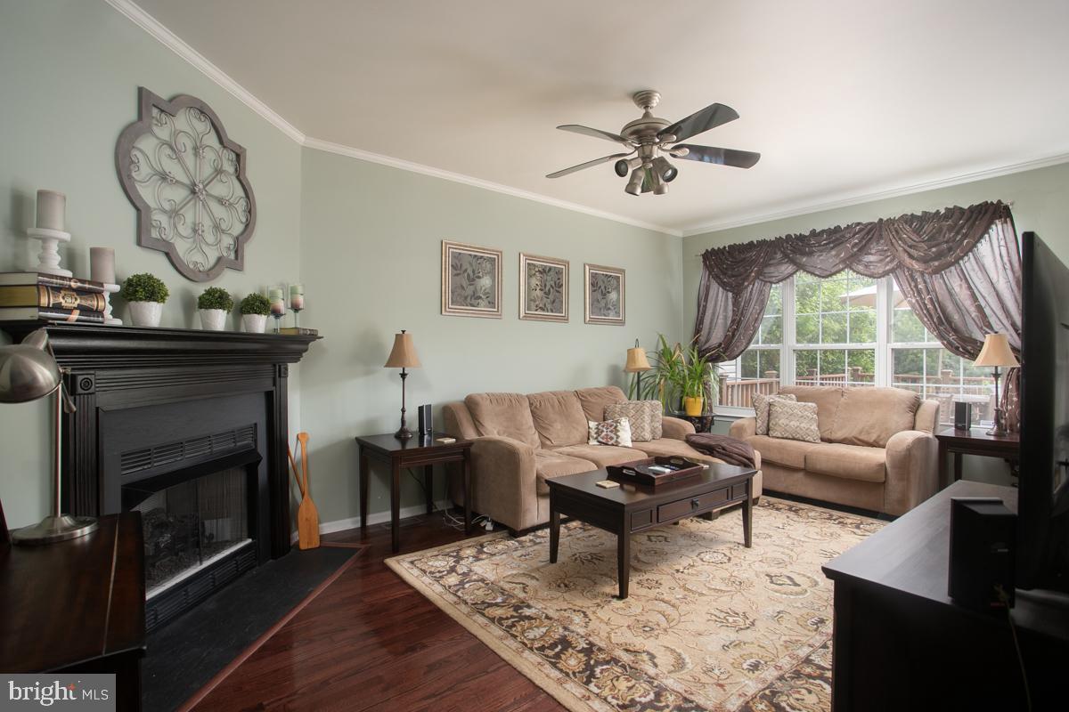 72 Threadleaf Terrace Burlington, NJ 08016 - Photo 7 of 23