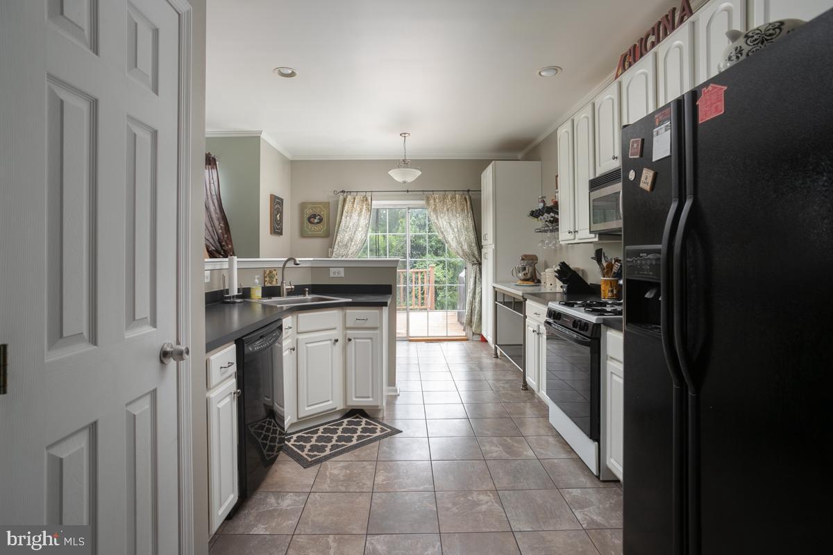 72 Threadleaf Terrace Burlington, NJ 08016 - Photo 8 of 23