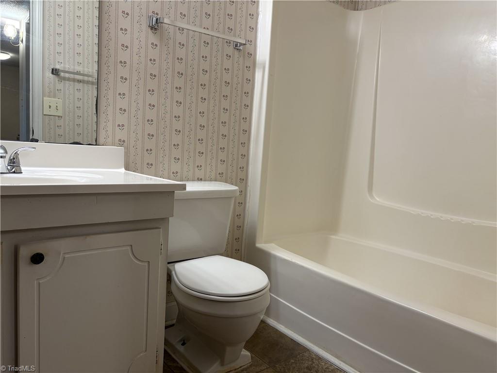 208 Northpoint Avenue, Unit K High Point, NC 27262 - Photo 10 of 10