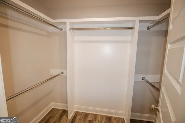 a view of walk in closet